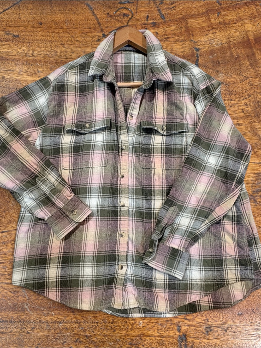 Old Navy The Boyfriend Shirt Plaid Flannel Button Down Pink Olive Green Size L